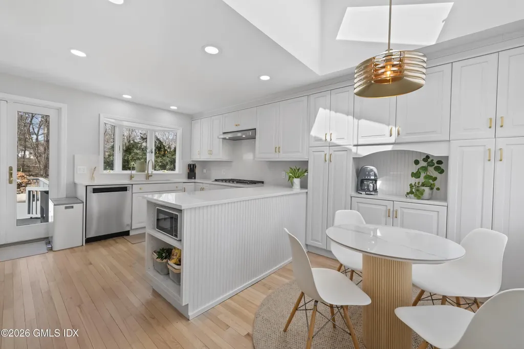 6 Gaxton Road Stamford CT 06905