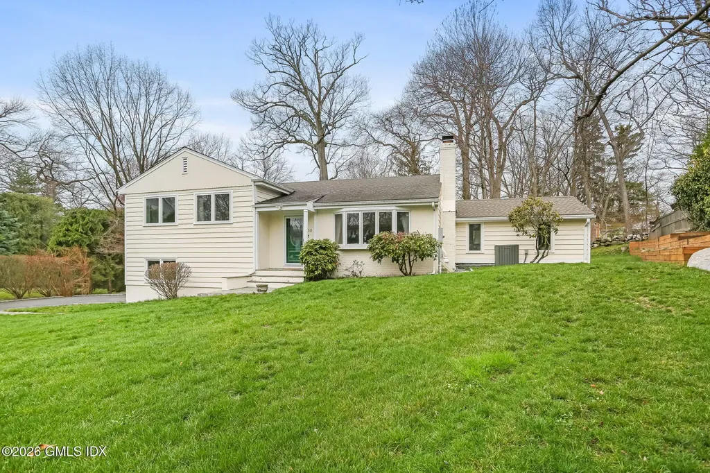 30 Weston Hill Road Riverside CT 06878