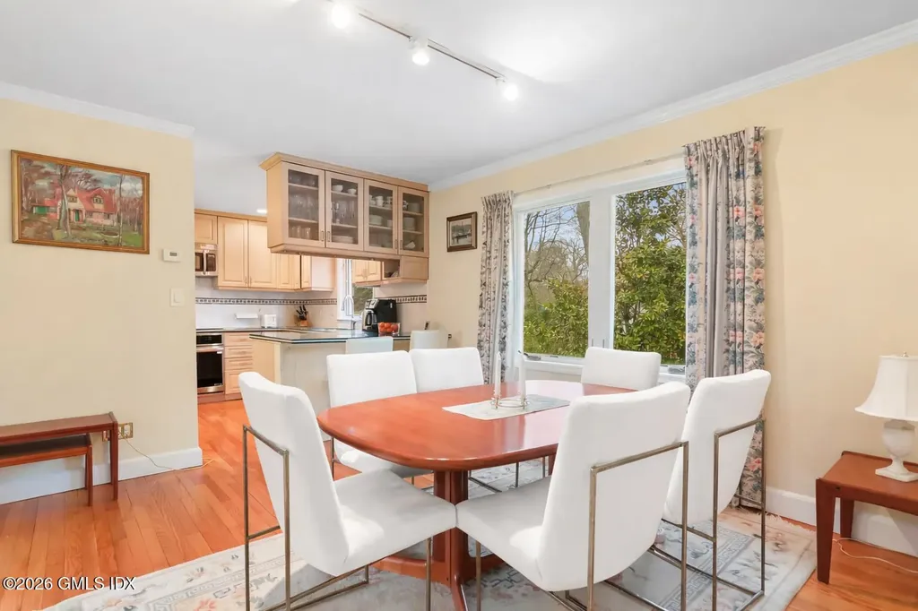 30 Weston Hill Road Riverside CT 06878