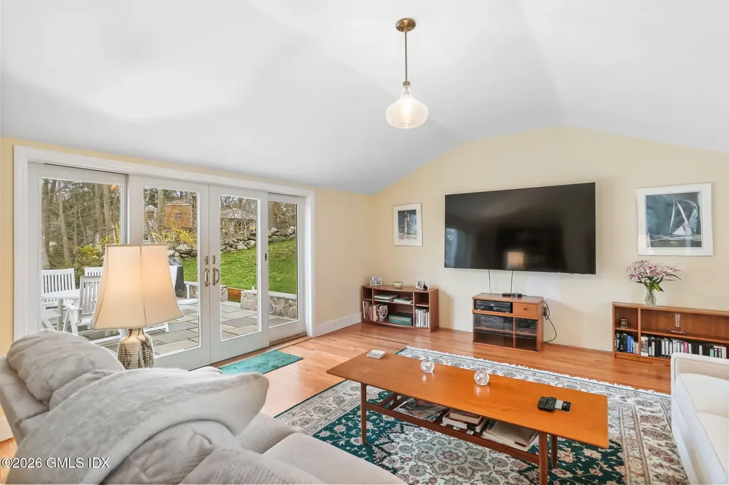 30 Weston Hill Road Riverside CT 06878