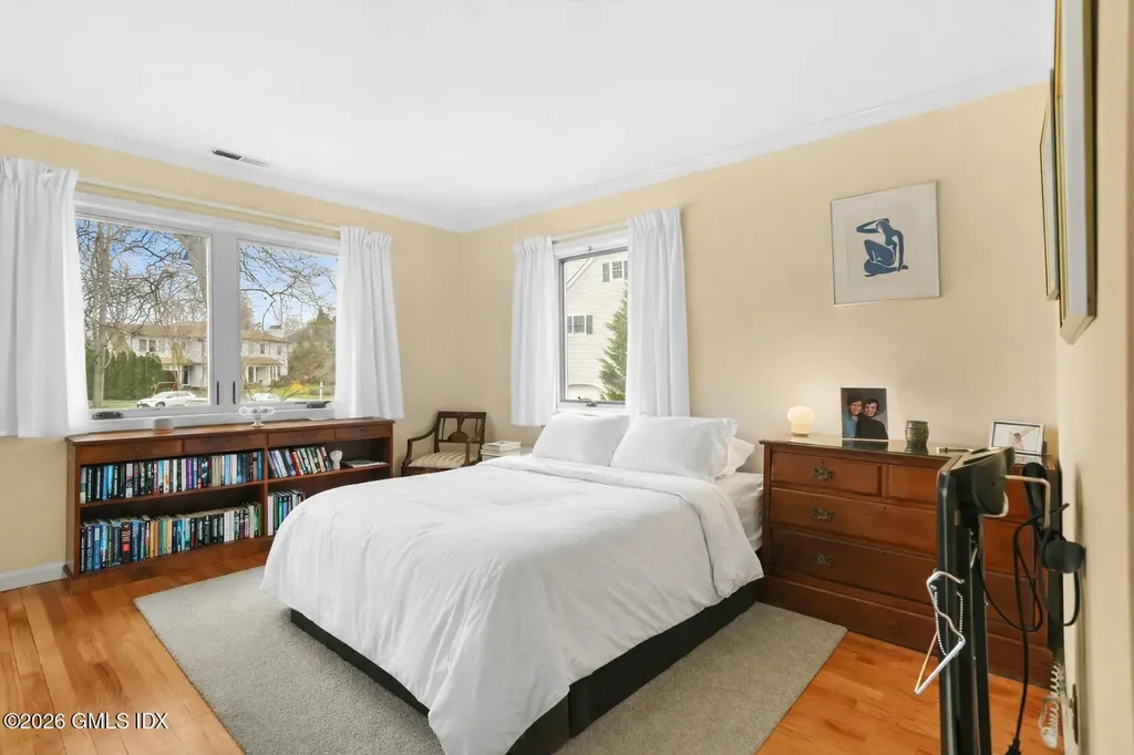 30 Weston Hill Road Riverside CT 06878
