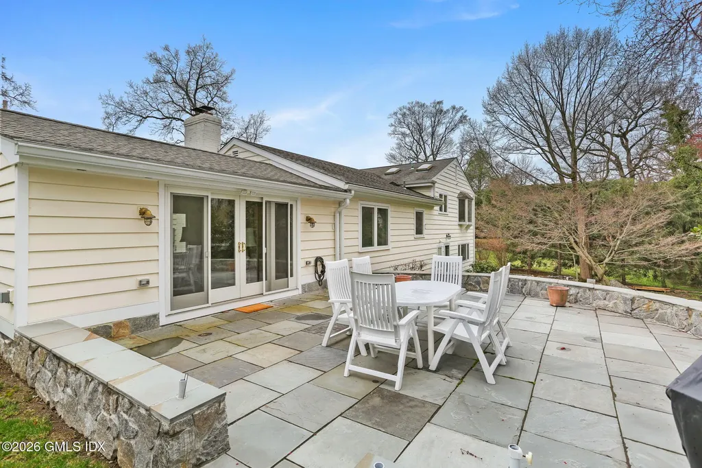30 Weston Hill Road Riverside CT 06878