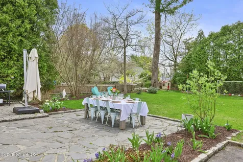 64 Summit Road Riverside CT 06878