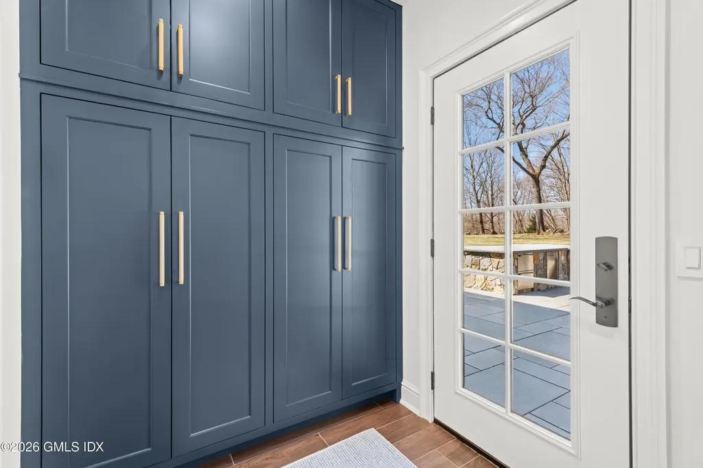 6 Carpenters Brook Road Greenwich CT 06831