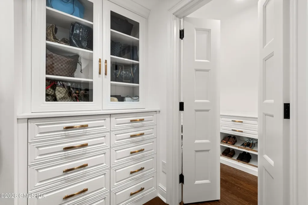 6 Carpenters Brook Road Greenwich CT 06831