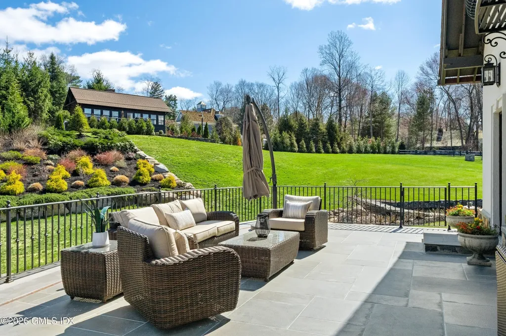 6 Carpenters Brook Road Greenwich CT 06831