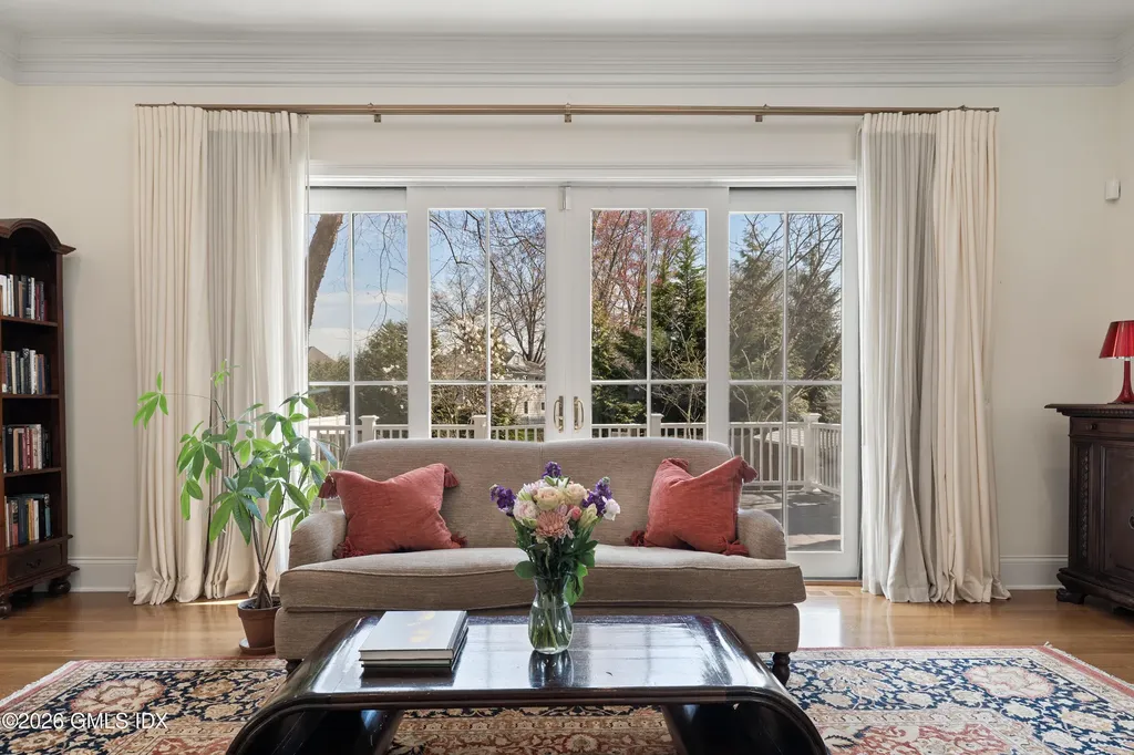 62 Park Avenue Old Greenwich CT 06870