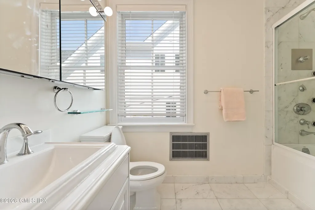 62 Park Avenue Old Greenwich CT 06870