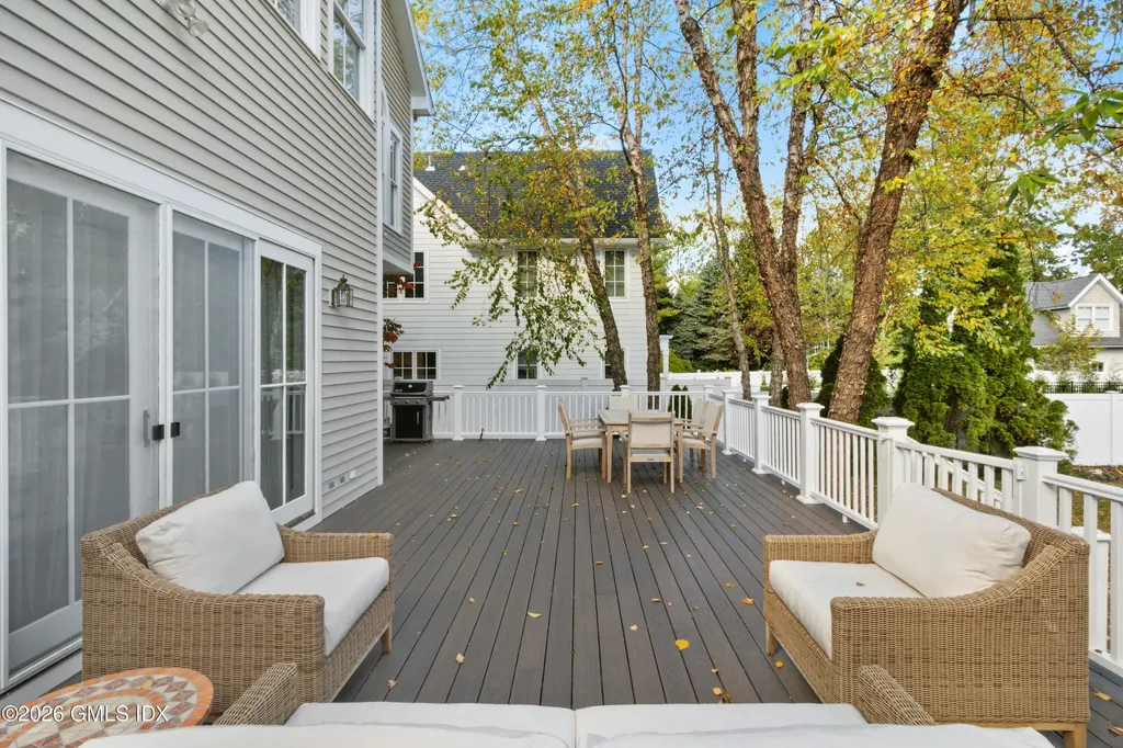 62 Park Avenue Old Greenwich CT 06870