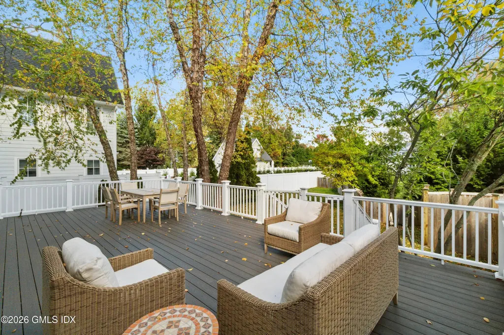 62 Park Avenue Old Greenwich CT 06870