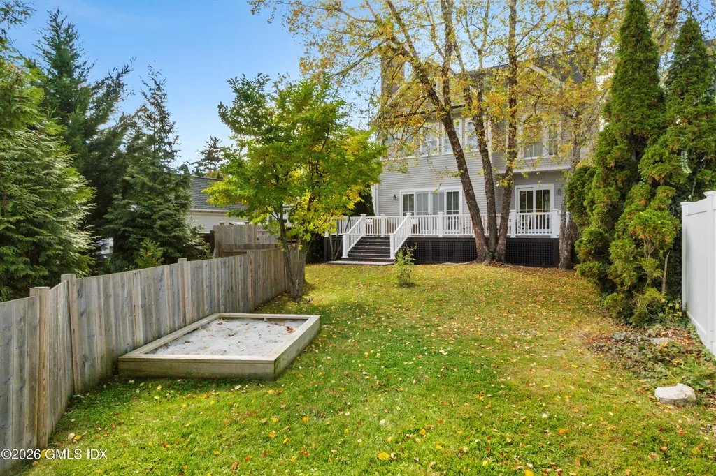 62 Park Avenue Old Greenwich CT 06870