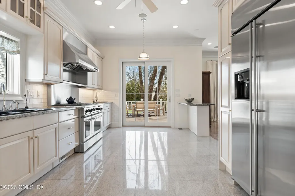 62 Park Avenue Old Greenwich CT 06870