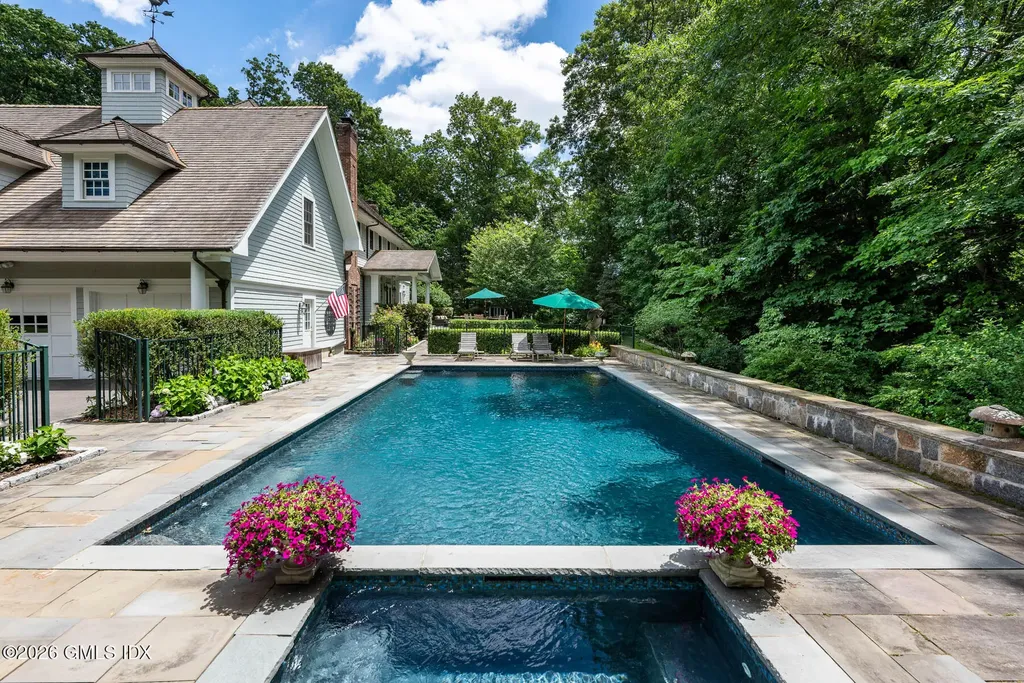 7 Knollwood Drive Greenwich CT 06830