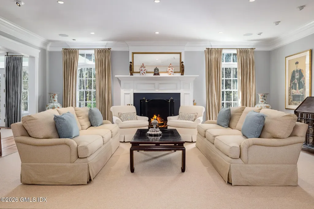 7 Knollwood Drive Greenwich CT 06830