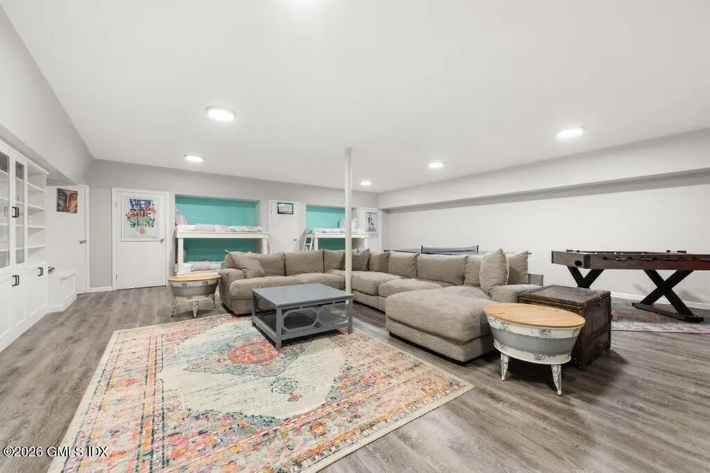 20 Cherry Lane Wilton CT 06897