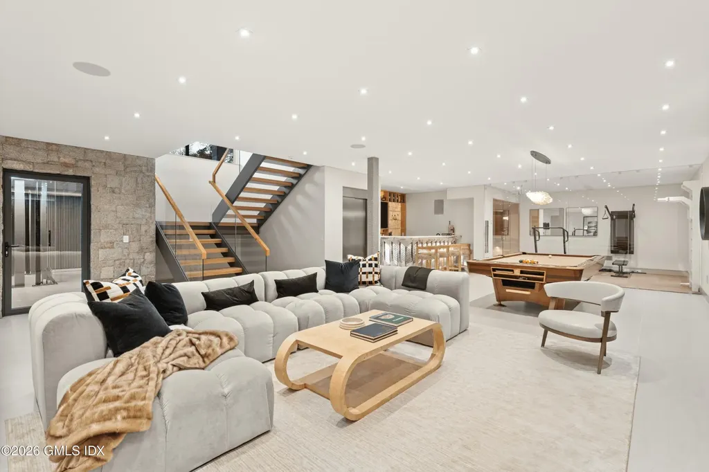 58 Shore Road Old Greenwich CT 06870