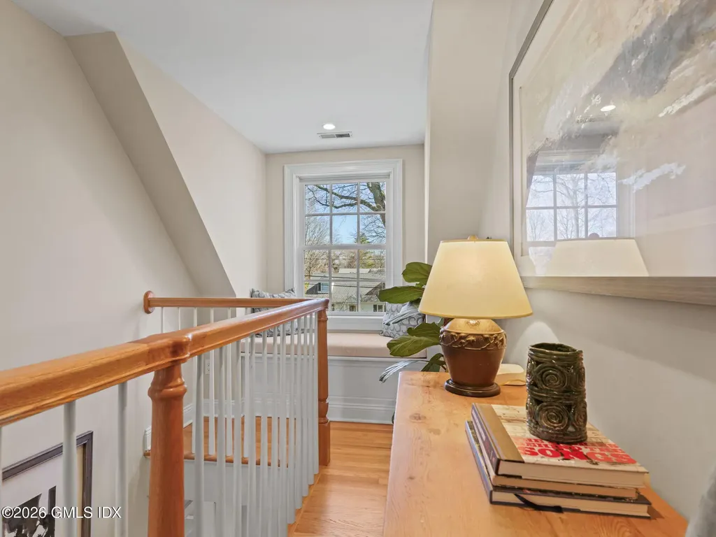 14 Pond Place Cos Cob CT 06807