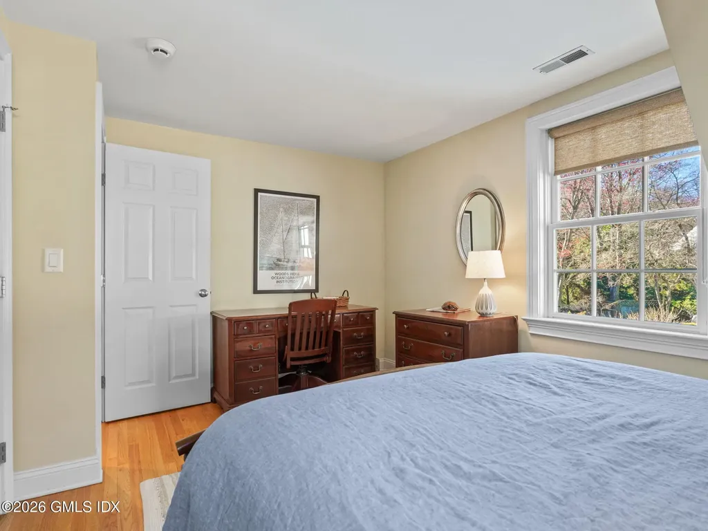 14 Pond Place Cos Cob CT 06807