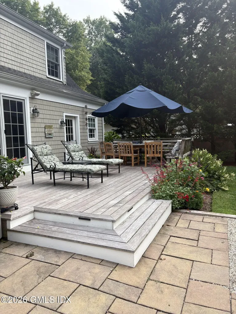 14 Pond Place Cos Cob CT 06807