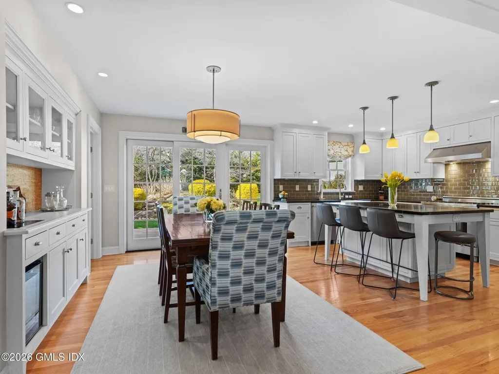14 Pond Place Cos Cob CT 06807