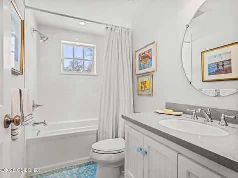 14 Pond Place Cos Cob CT 06807