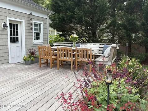 14 Pond Place Cos Cob CT 06807