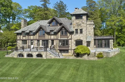 47 Carriglea Drive Riverside CT 06878