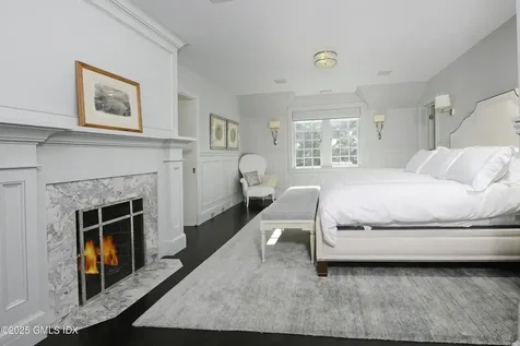 47 Carriglea Drive Riverside CT 06878