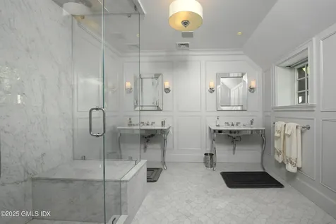 47 Carriglea Drive Riverside CT 06878