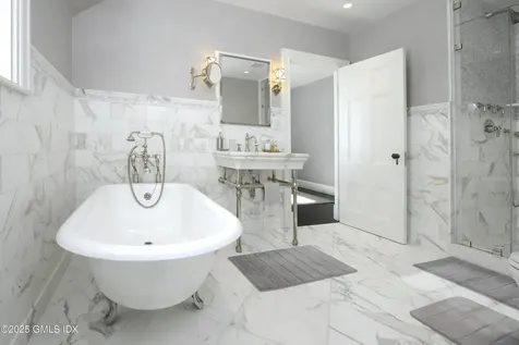47 Carriglea Drive Riverside CT 06878