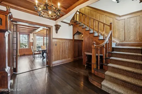 47 Carriglea Drive Riverside CT 06878