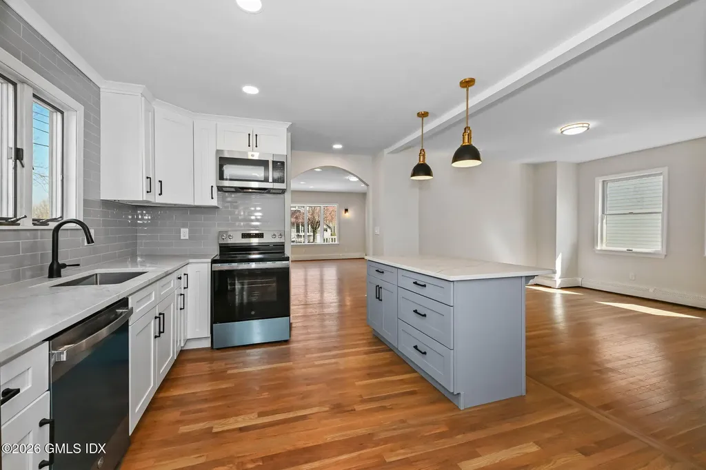 10 Prospect Street West Greenwich CT 06830
