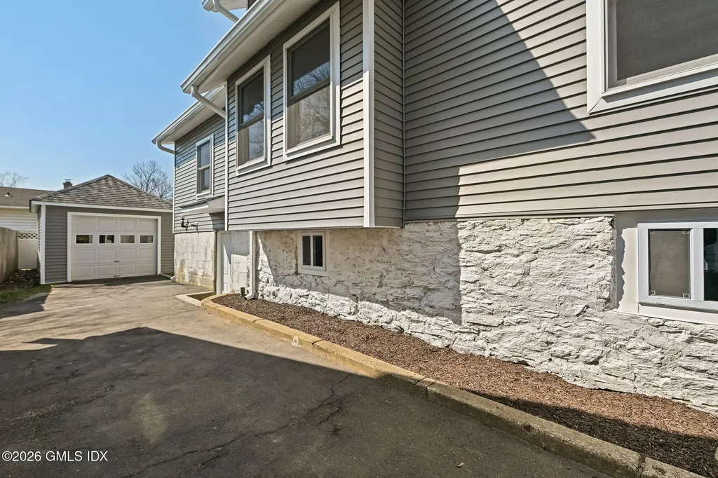 10 Prospect Street West Greenwich CT 06830