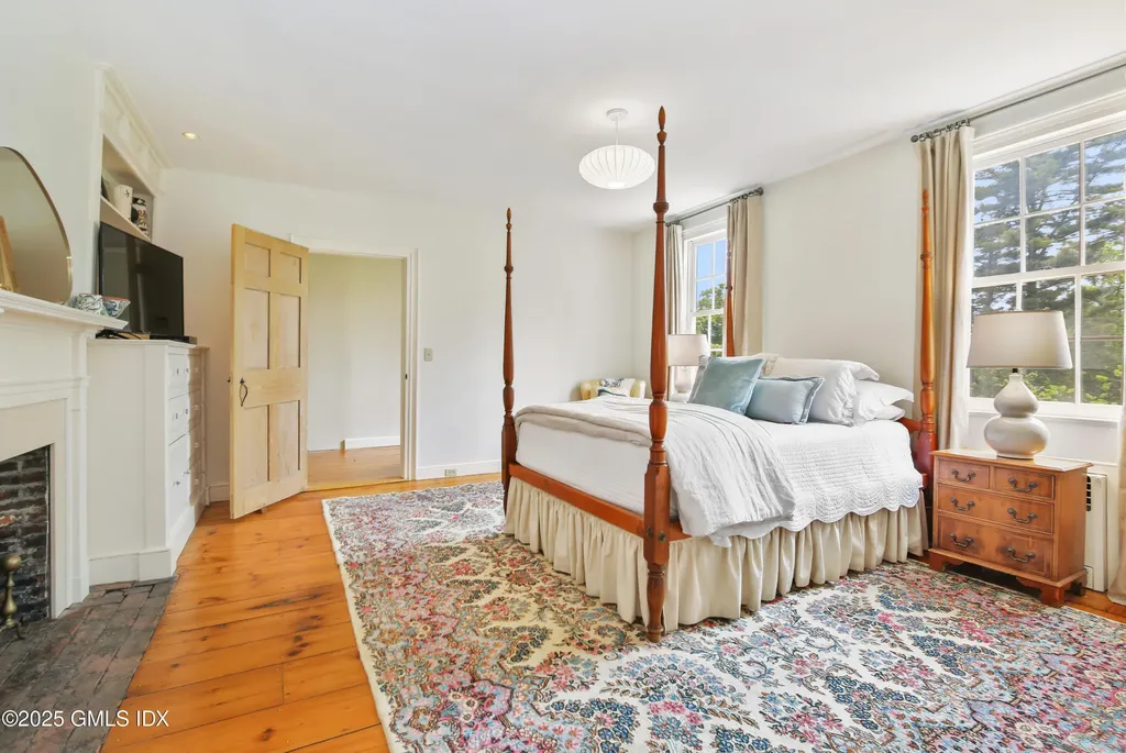 19 Sky Meadow Drive Stamford CT 06903
