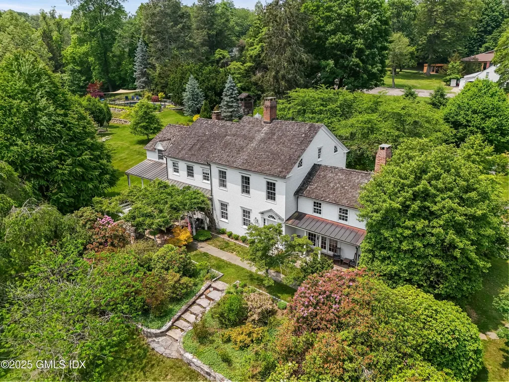 19 Sky Meadow Drive Stamford CT 06903