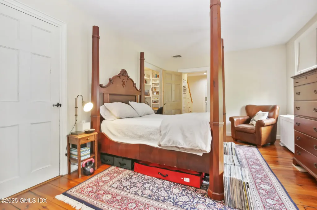 19 Sky Meadow Drive Stamford CT 06903