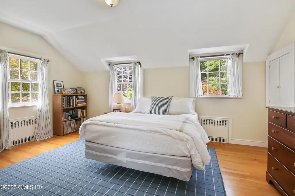 19 Sky Meadow Drive Stamford CT 06903