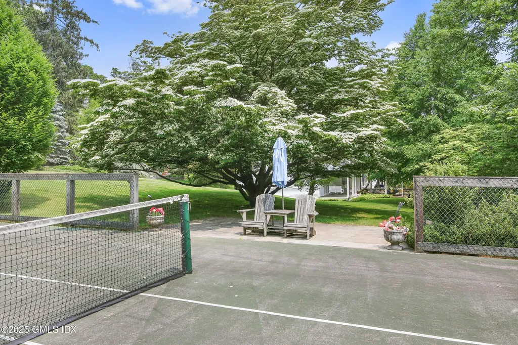 19 Sky Meadow Drive Stamford CT 06903