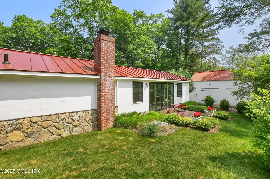 19 Sky Meadow Drive Stamford CT 06903