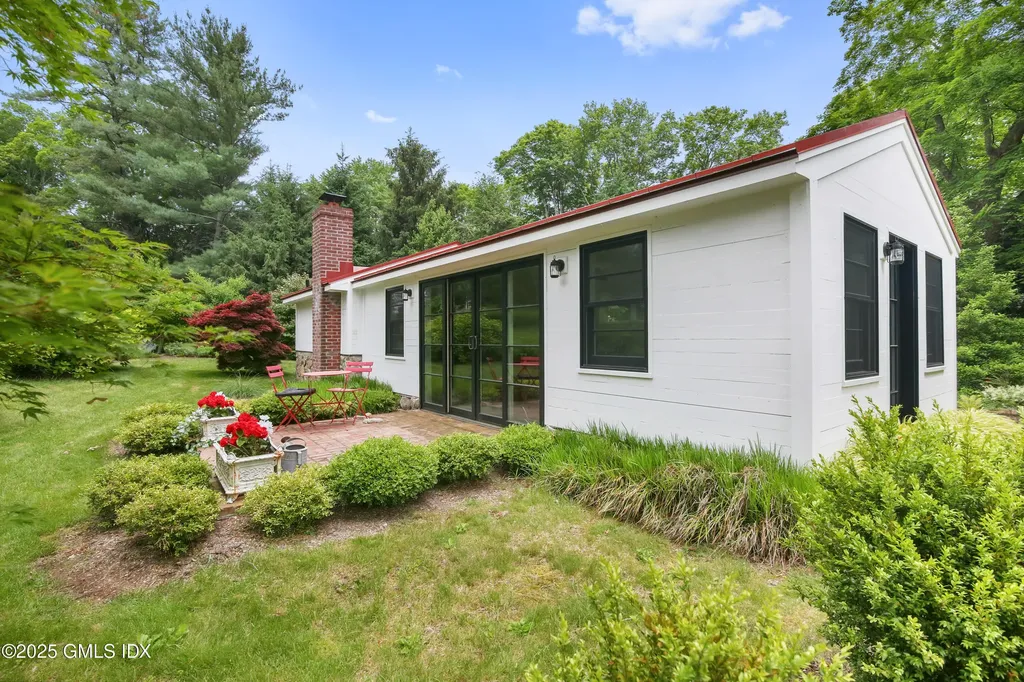 19 Sky Meadow Drive Stamford CT 06903