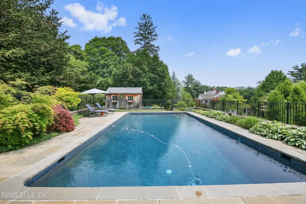 19 Sky Meadow Drive Stamford CT 06903