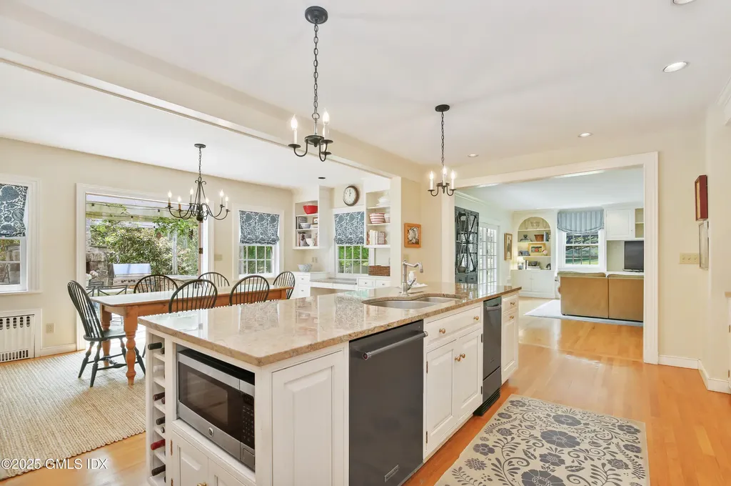 19 Sky Meadow Drive Stamford CT 06903