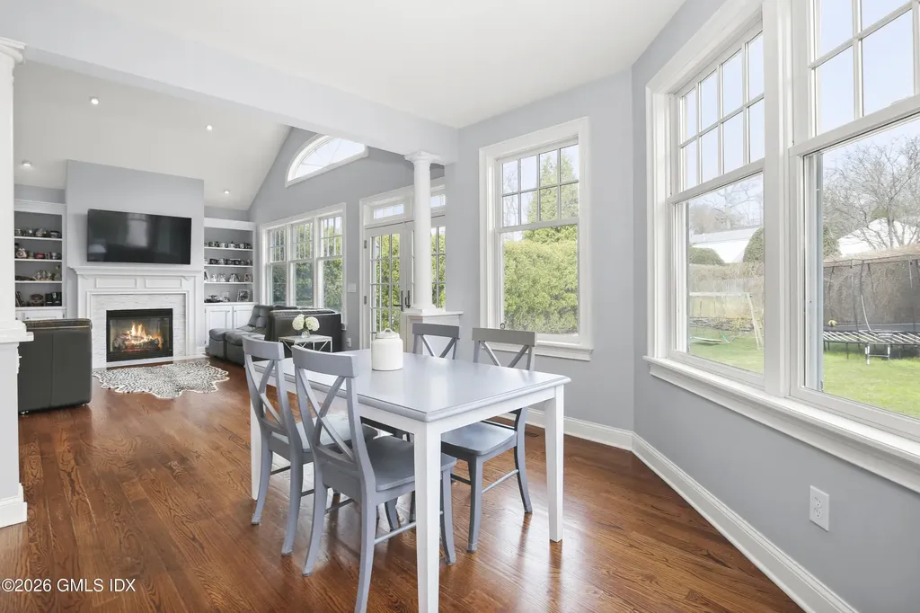 27 Macarthur Drive Old Greenwich CT 06870