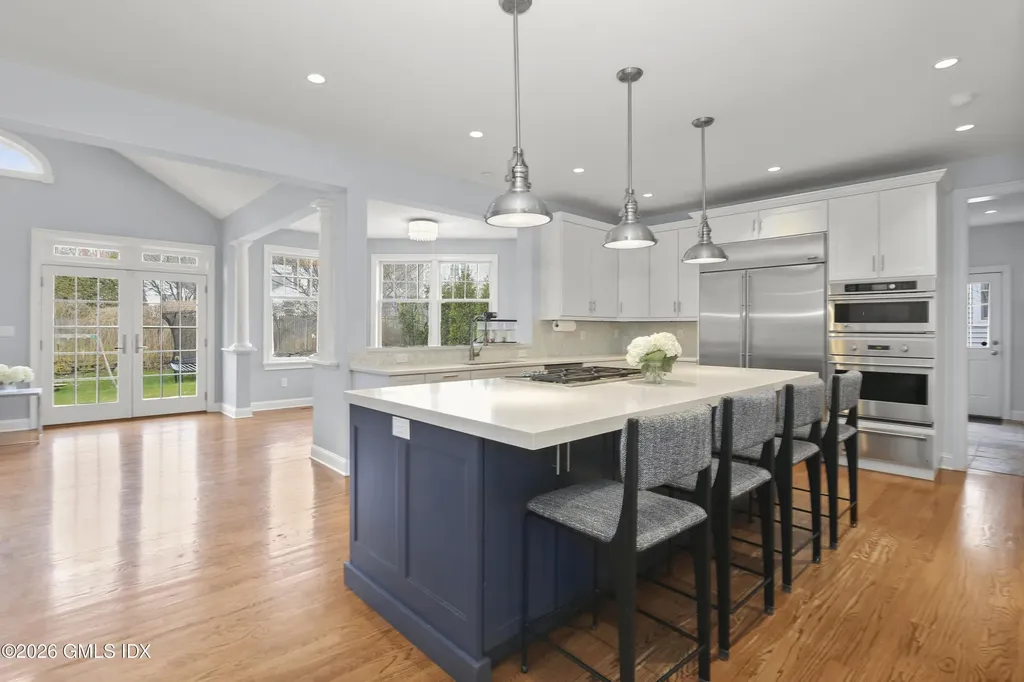 27 Macarthur Drive Old Greenwich CT 06870