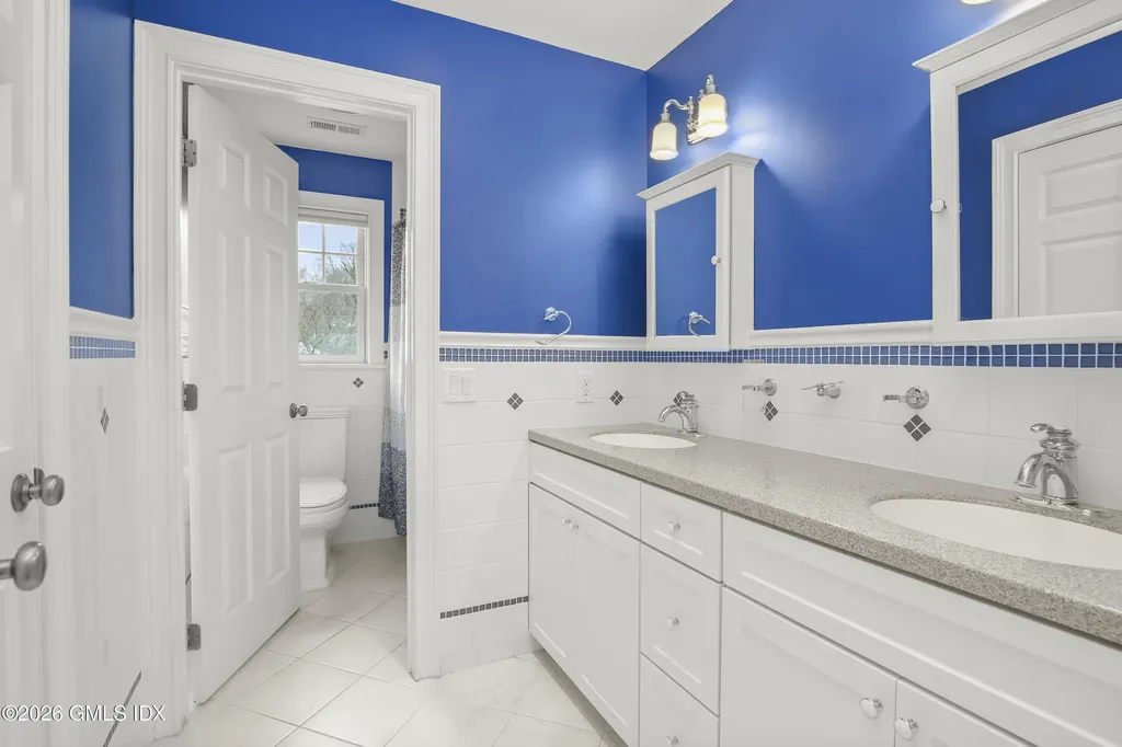 27 Macarthur Drive Old Greenwich CT 06870