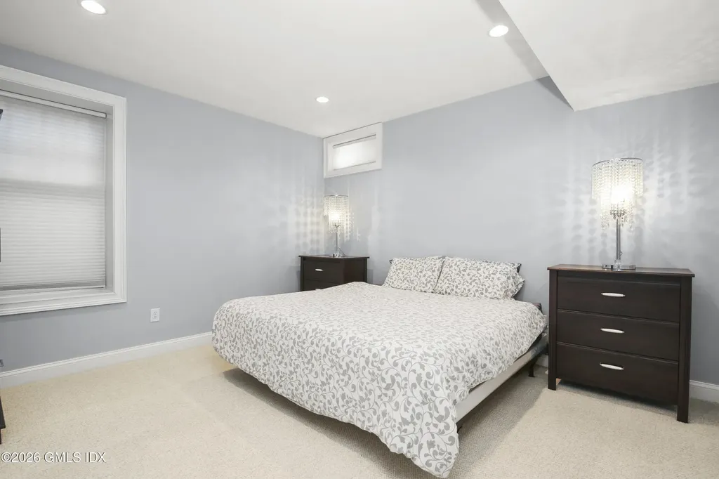 27 Macarthur Drive Old Greenwich CT 06870
