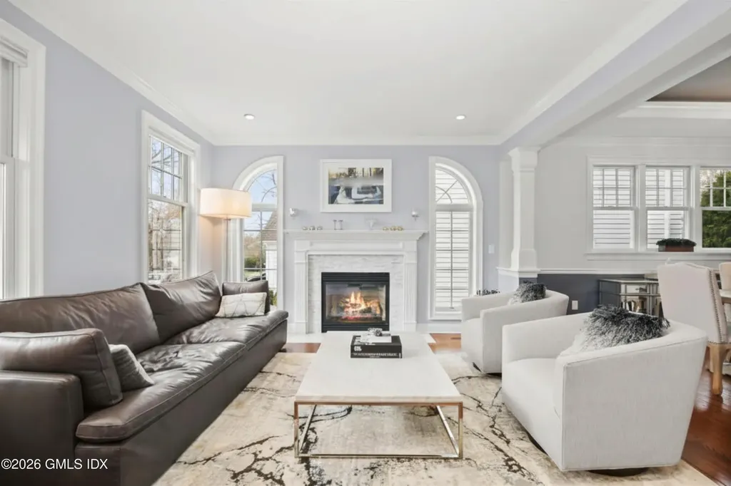 27 Macarthur Drive Old Greenwich CT 06870