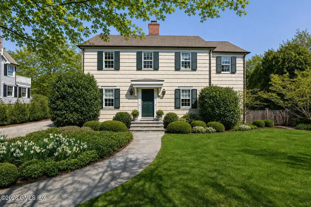 93 Summit Road Riverside CT 06878