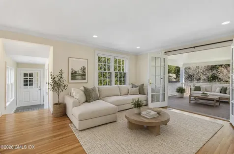 93 Summit Road Riverside CT 06878