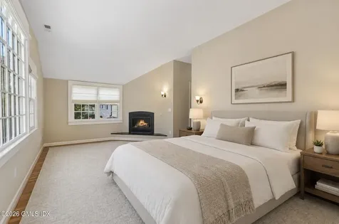93 Summit Road Riverside CT 06878
